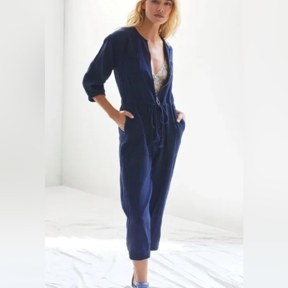 Sundry Three Quarter Sleeve Jumpsuit-Size Small (1) NWT